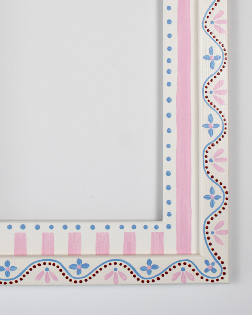 Charlotte Frame and Mount