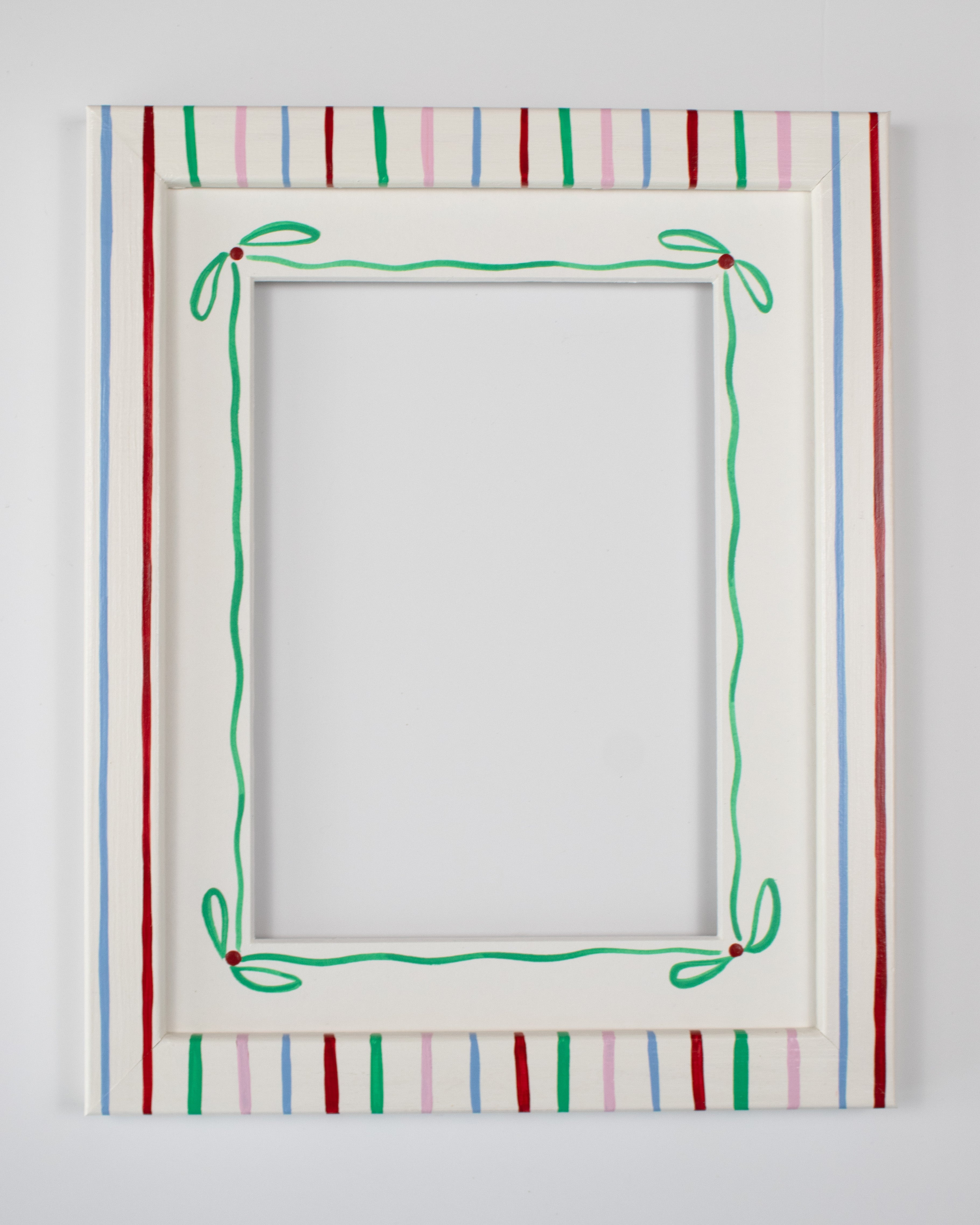 Bailey Frame with Green Ribbon Mount