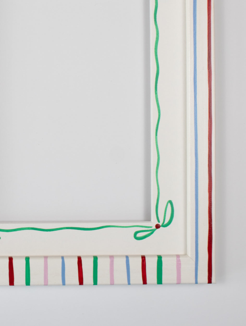 Bailey Frame with Green Ribbon Mount