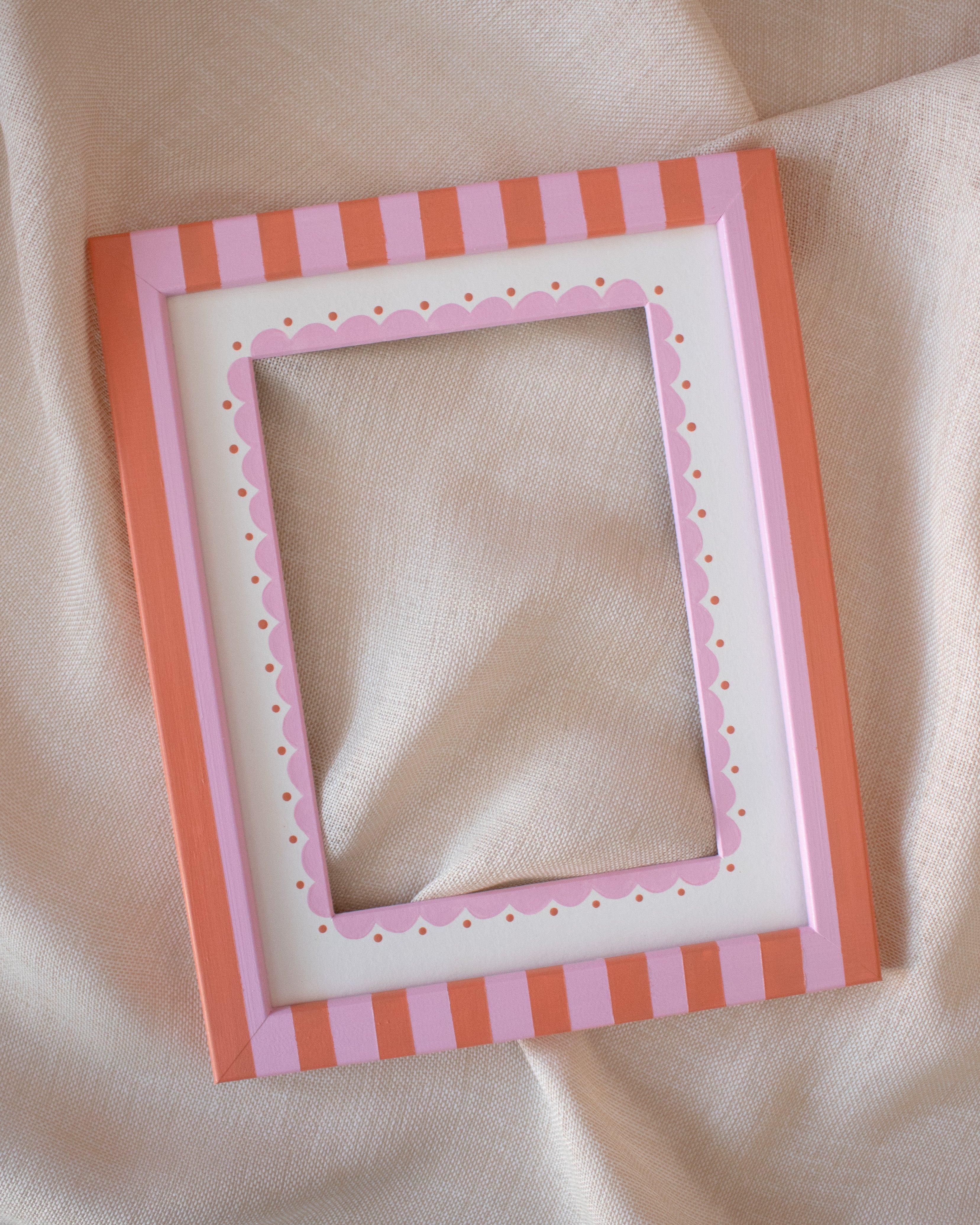 Mimi Frame and Mount