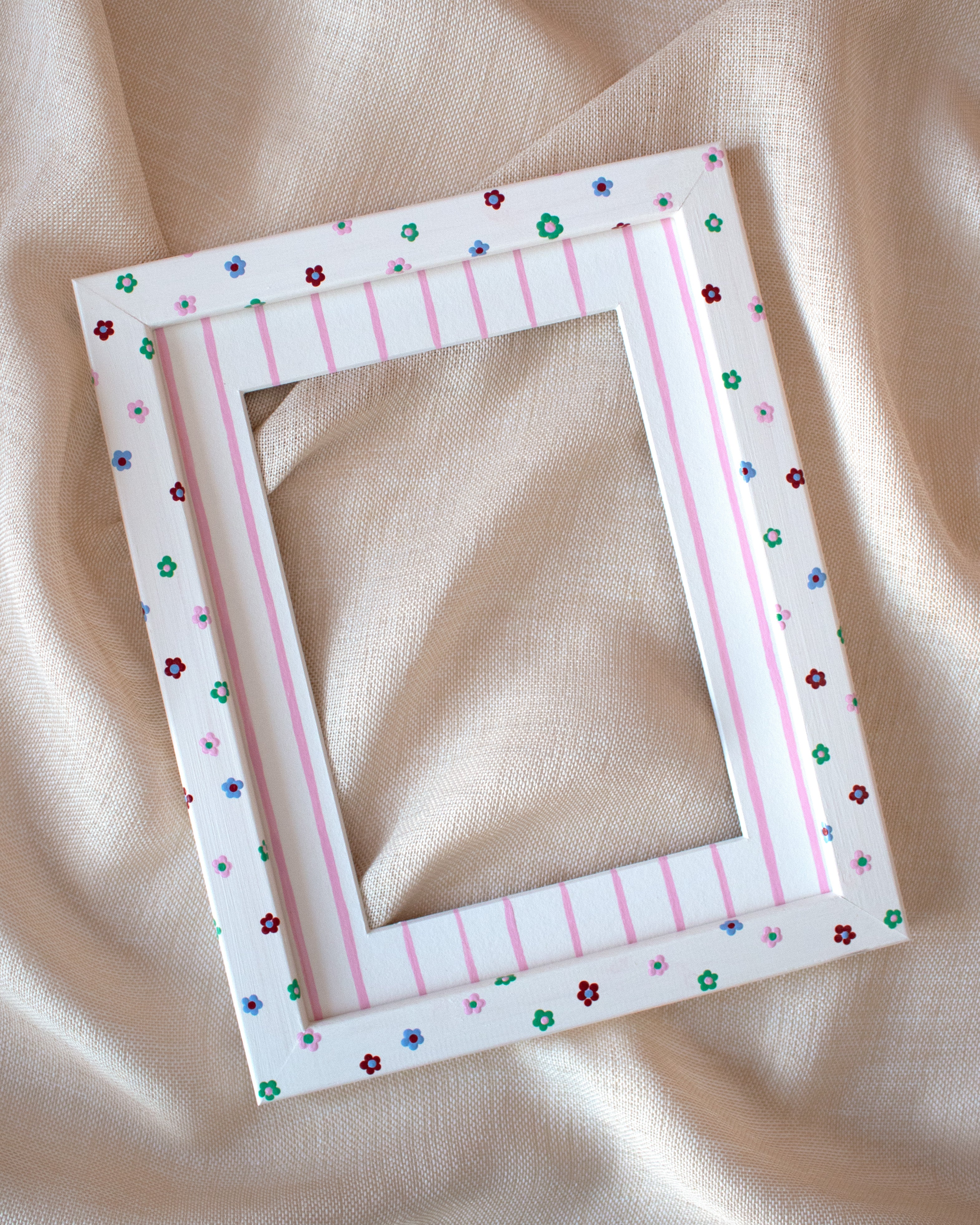 Lily Mount and Frame