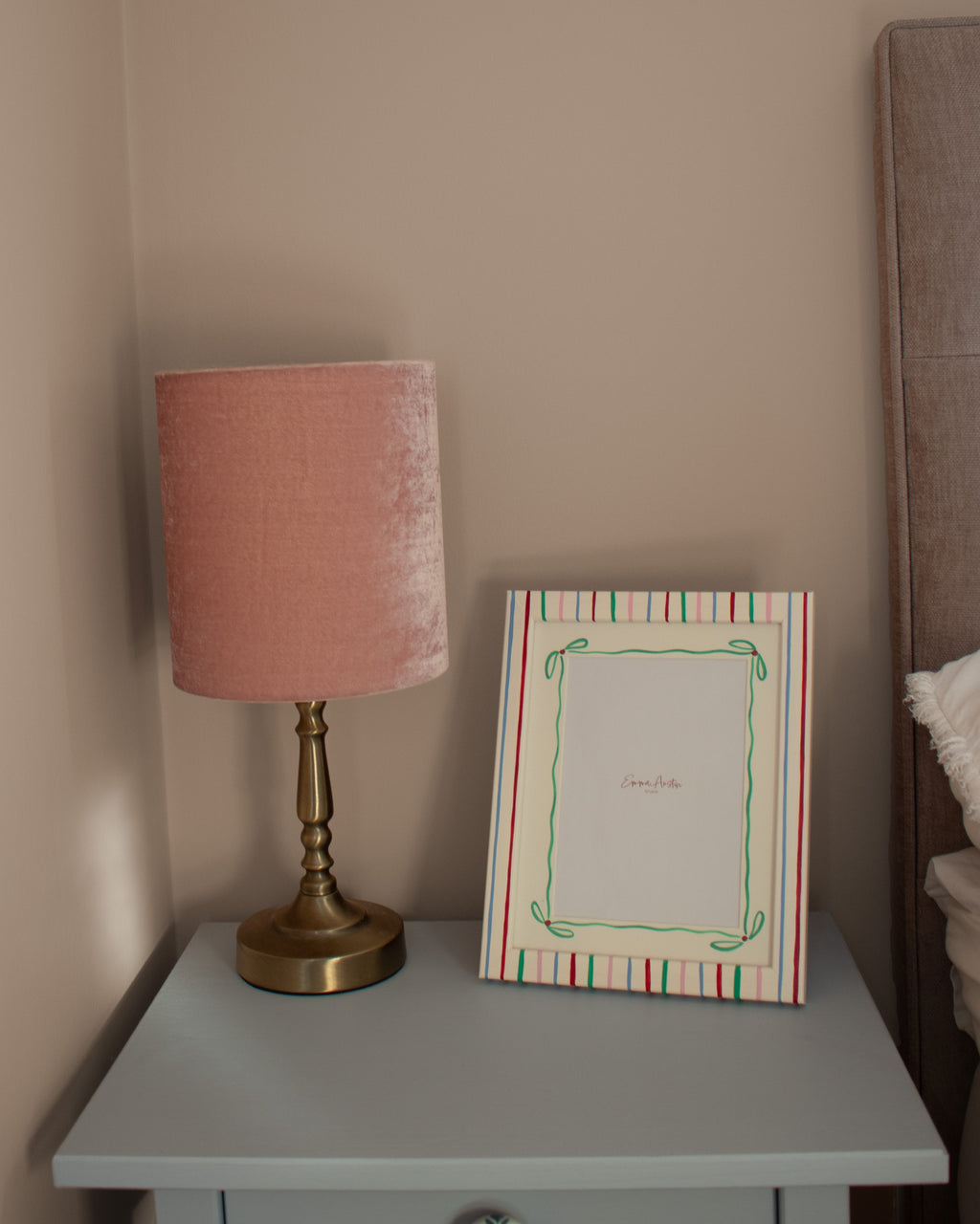 Bailey Frame with Green Ribbon Mount